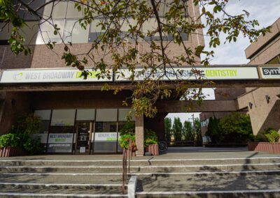 West Broadway Dentist Outside